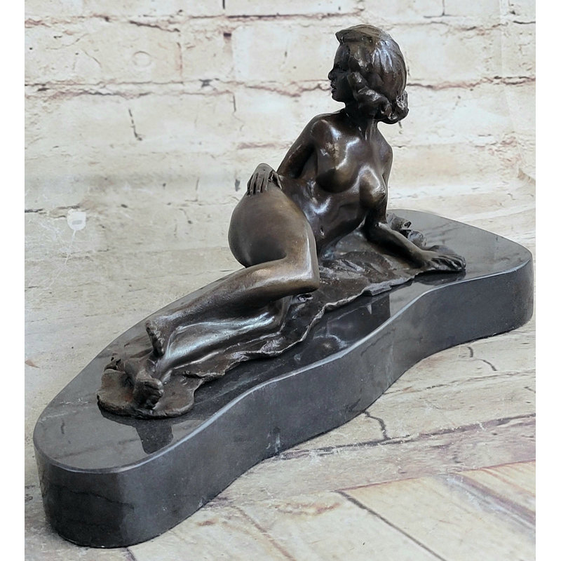 Figurines et sculptures