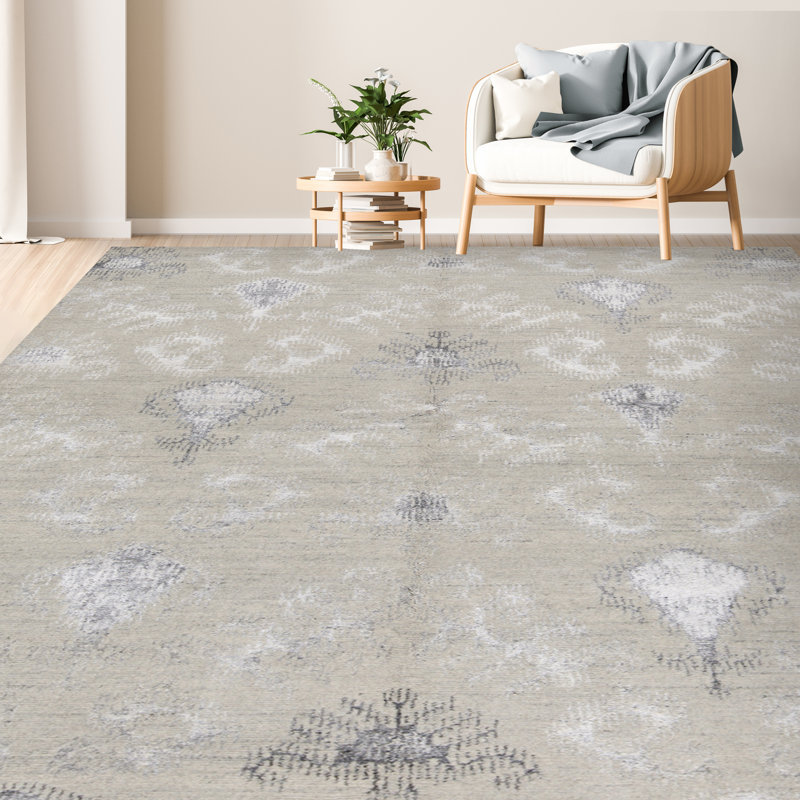 Ikat Area Rug in Silver/Natural, Rectangle 6'2" x 8'10"