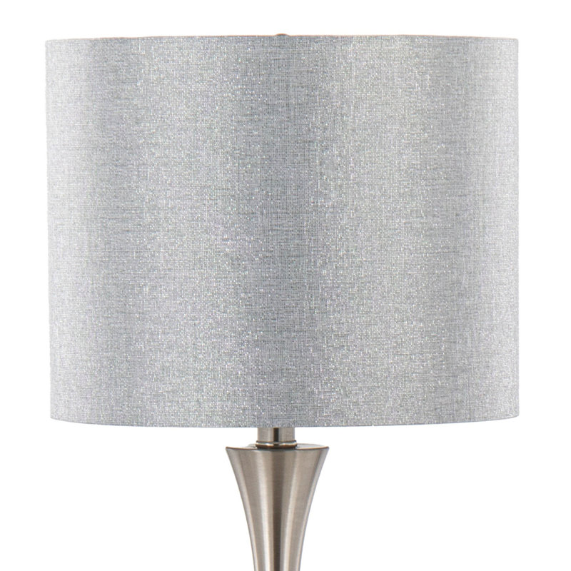 Lampe de table contemporaine en métal 24 "en nickel brossé et abat-jour en lin gris brillant avec fil métallique argenté de Grandview Gallery - ensemble de 2