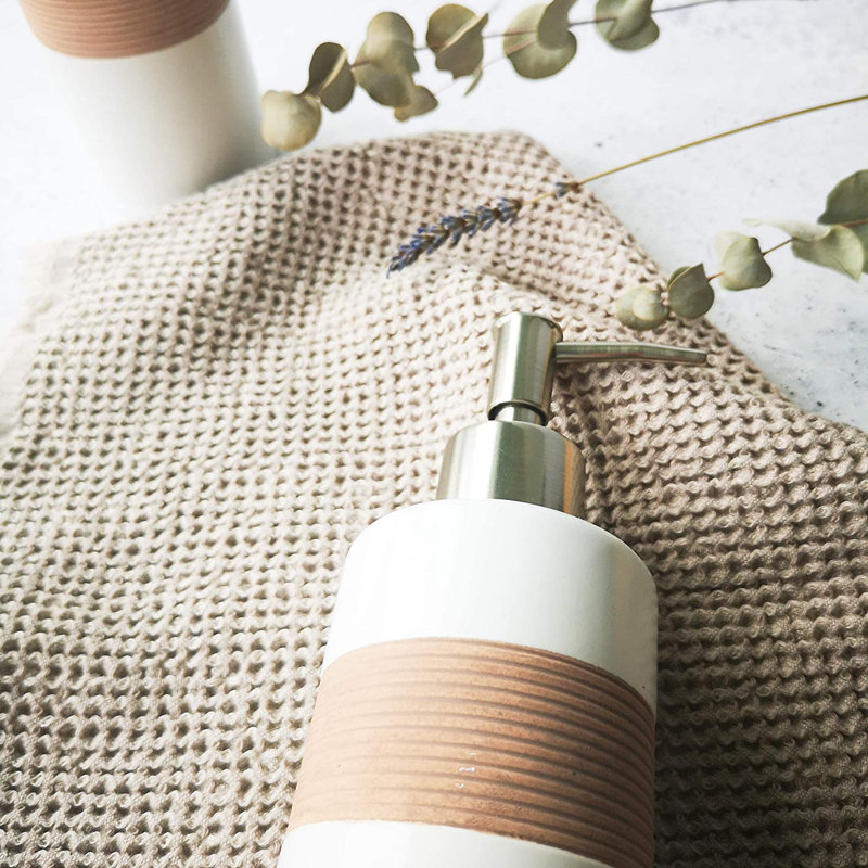 Ilgars Ceramic / Porcelain Bathroom Accessory Set