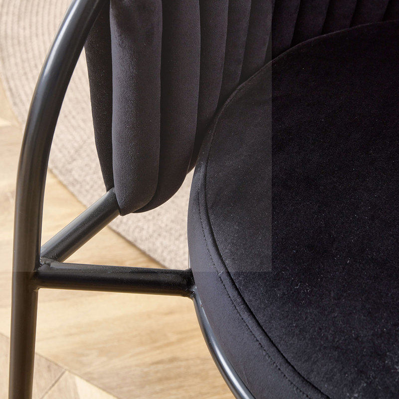 Chaise avec accoudoirs en velours Tykira, Noir, Noir