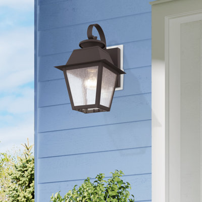 Arnetria Wall Light