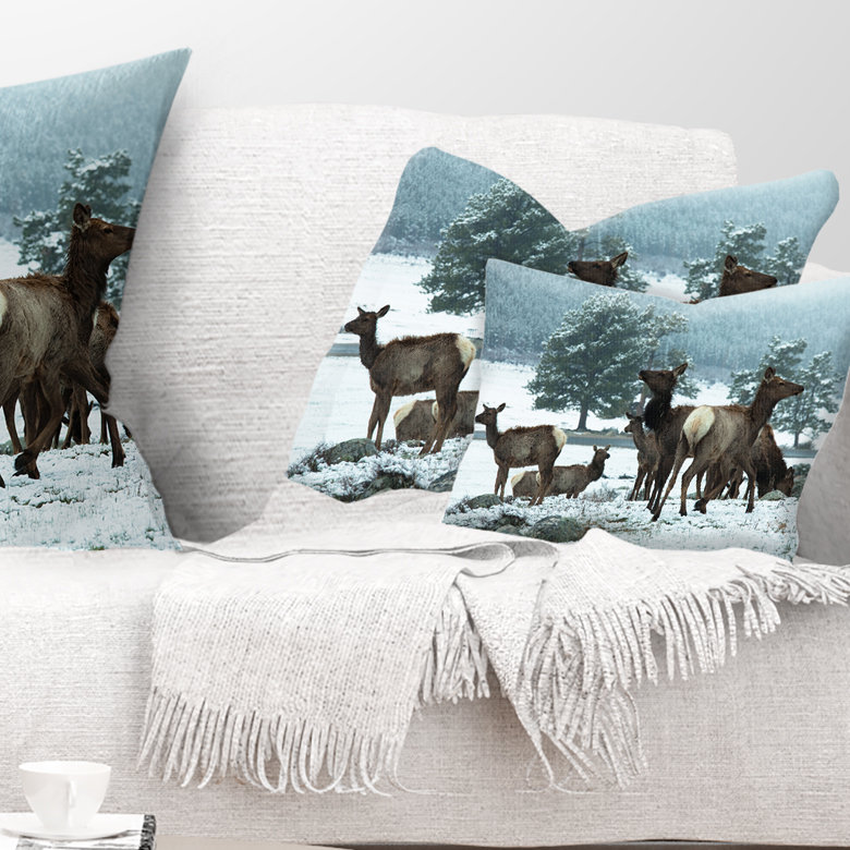 Coussin Gang of Deer in Rocky Mountains, Rectangulaire, 12 po x 20 po