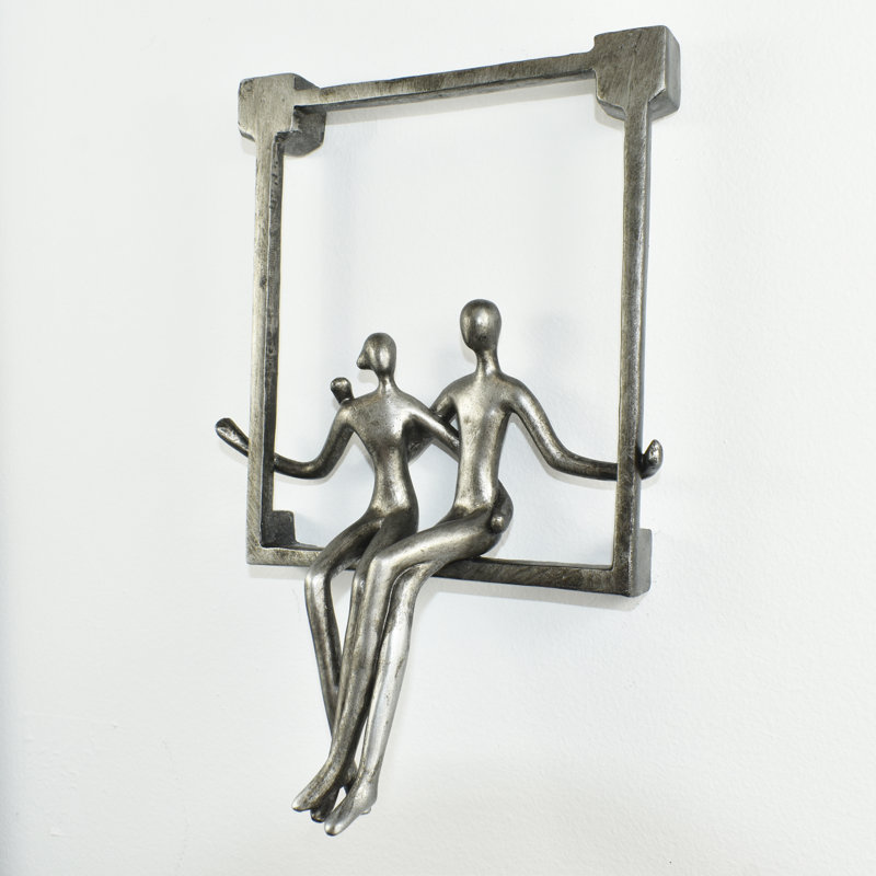 Sculpture de couple Adam et ses amis, Étain