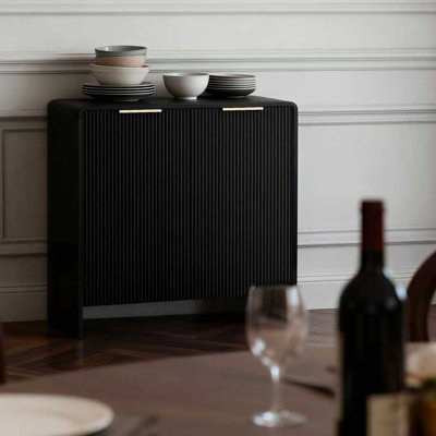 Arcen 31.5" 2-Door Buffet Storage Cabinet with Sculpted Fluted Doors by Latitude Run
