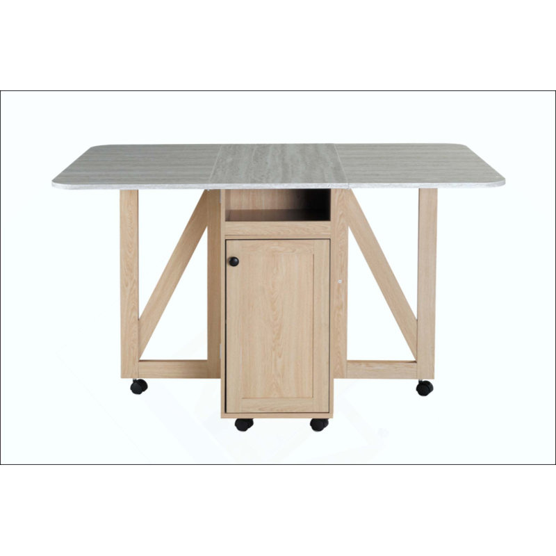 Foldable dining table