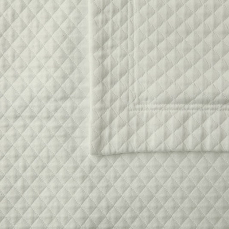Oxford Tailored Matelassé 22" Bed Skirt, King, Ivory