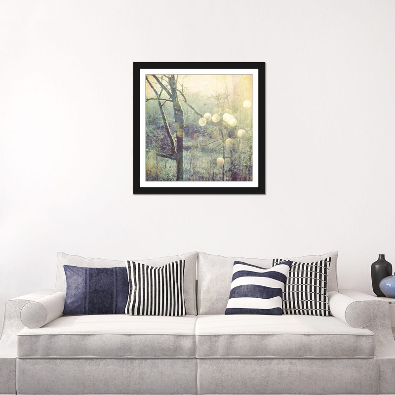 « into the mystic », impression sur toile, H 24 po x l 24 po x P 1 po, Papier d'art encadré noir, Blanc