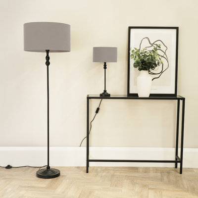 Reselva Metal Table Lamp