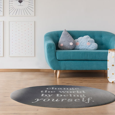 Arrière-plan multicolore tapis changer le guillemet de poly-chenille