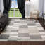 Tapis argenté à motif géométrique moderne Krasmir-399804396