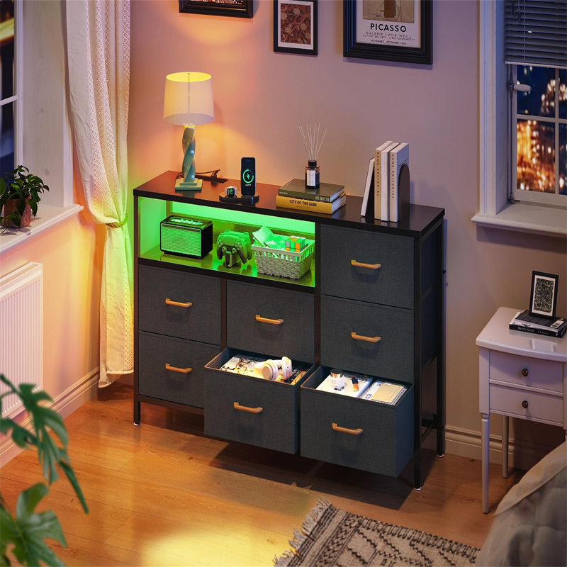 132 cm W Chest of 7 Drawers