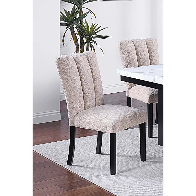 Chaise de salle à manger en tissu 2pc avec chaise rembourrée et pieds en bois