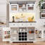 Garde-manger avec tablettes, portes et tiroirs