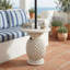 Table d'appoint et base de parasol en forme d'ananas blanc antique en forme d'ananas Lillian, durable et élégante pour tout jardin ou patio