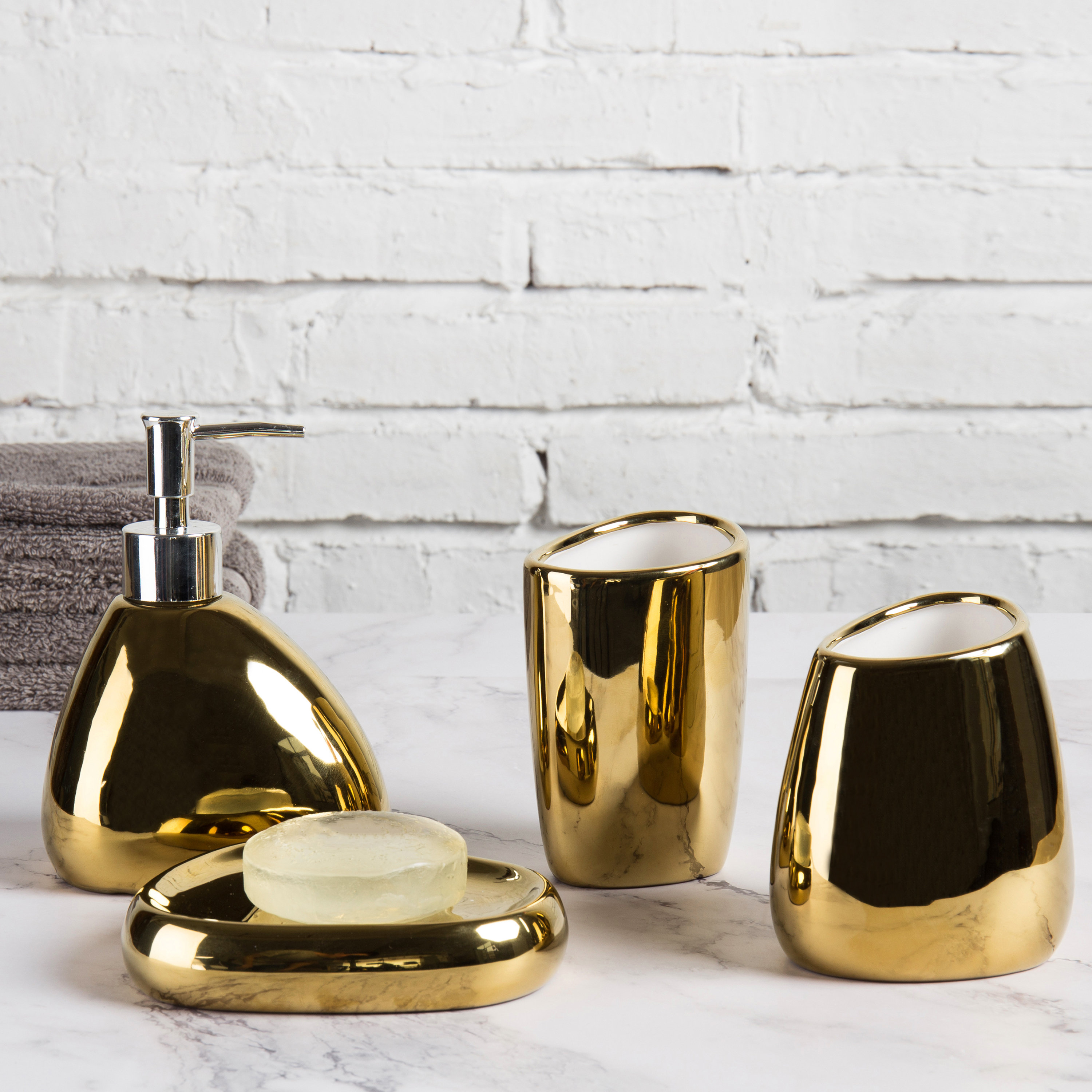 Everly Quinn 4 Piece Modern Gold Bathroom Accessory Set & Reviews | Wayfair