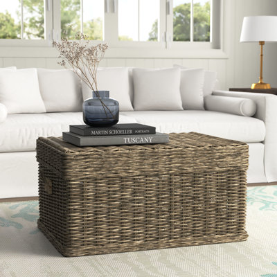 Bellicourt Wicker Trunk