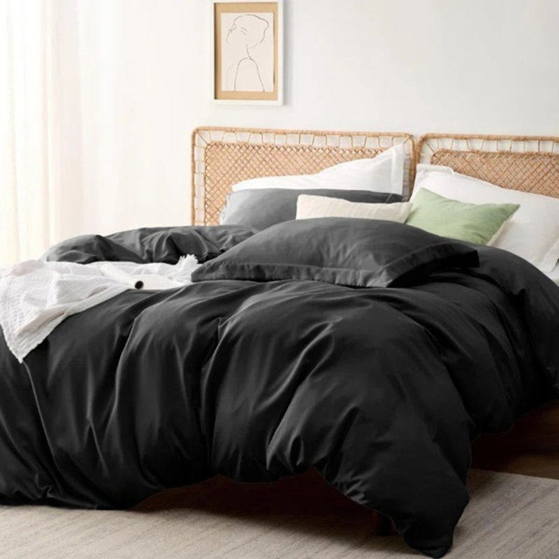 Onorino Luxury 4-Piece Dyed Duvet Set with Pillowcases or Fitted sheet (4 in 1), Black, Super King Duvet Cover Set