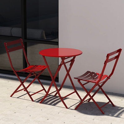 Ensemble bistro de patio 3 pièces rouge - cadre en métal pliable et espace pour table et chaises d'extérieur. Fabrication, rouille. Pour l'intérieur et l'extérieur. Gain de place. Assemblage facile. Les chaises supportent 330 lb Idéal bistro