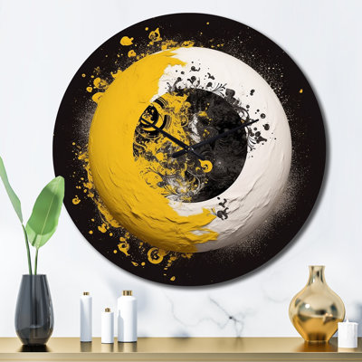 Horloge murale jaune et blanche Yin and Yang