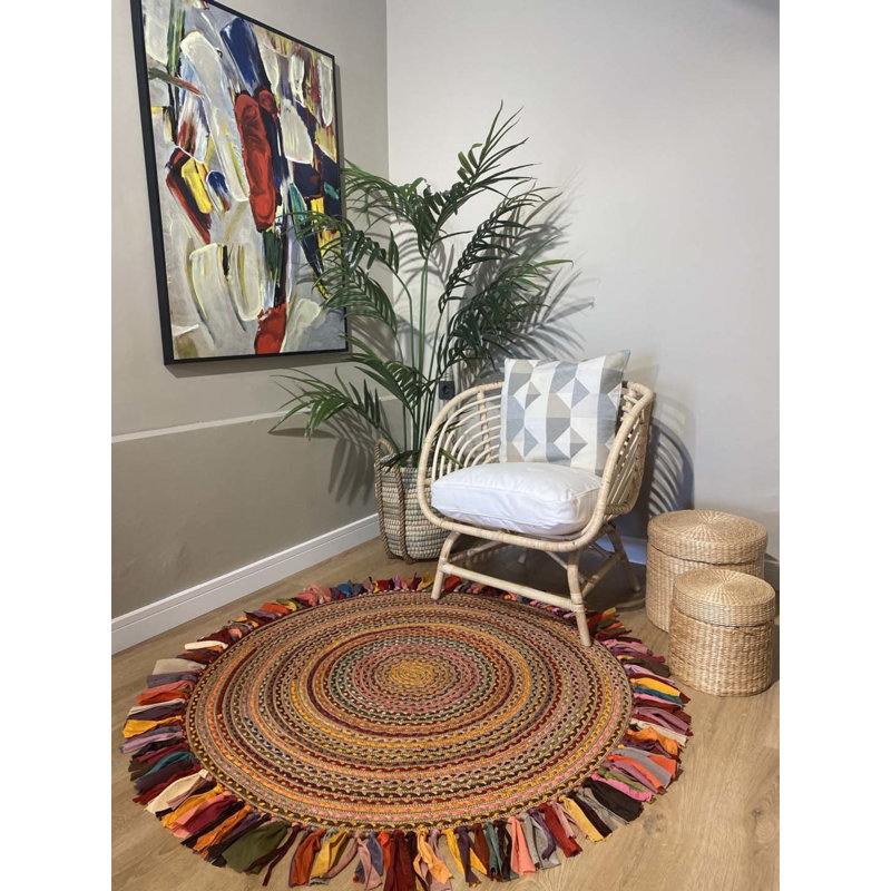 Tapis rond rond Olalla, Rond 4 pi 11 po