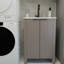 Meuble-lavabo avec portes et comptoir en résine Freestand