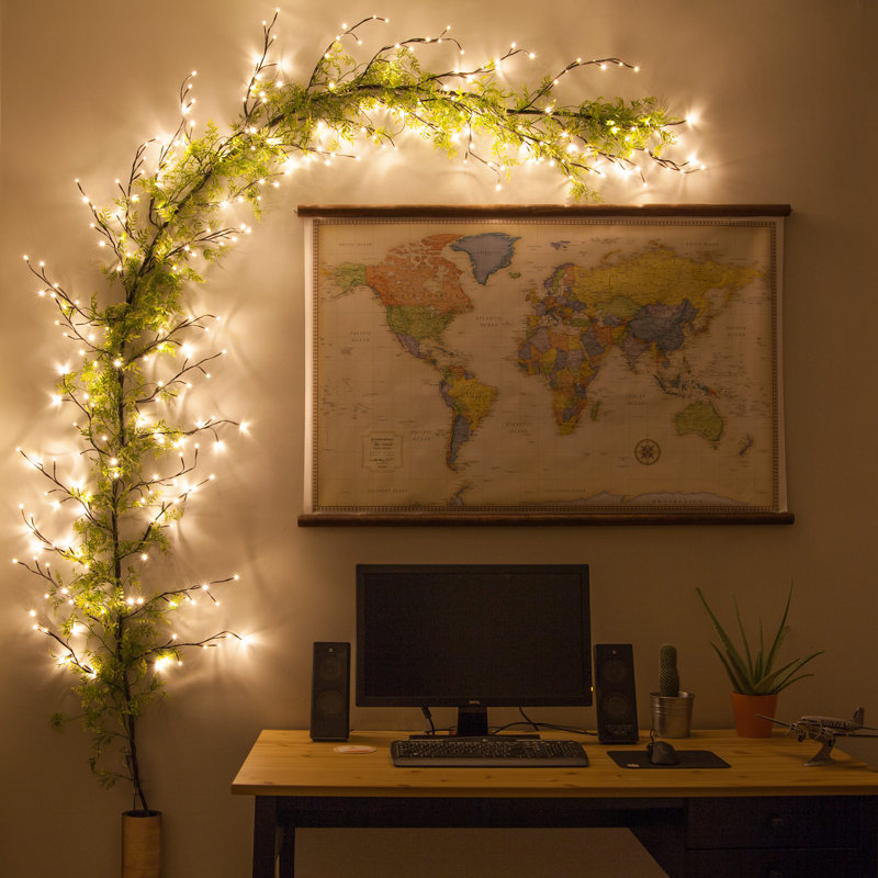 LED Climbing Vine Lighted Trees & Branches, Brown