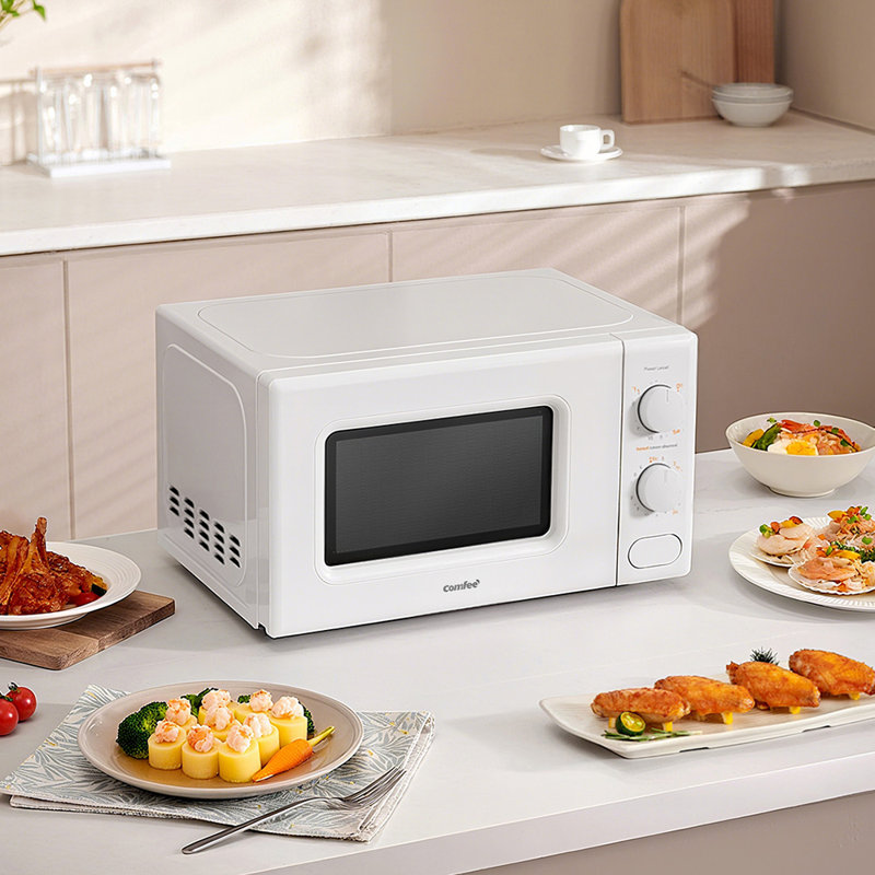 Comfee 33.5cm 0.02m³ L 700W - Watt Countertop Microwave, White