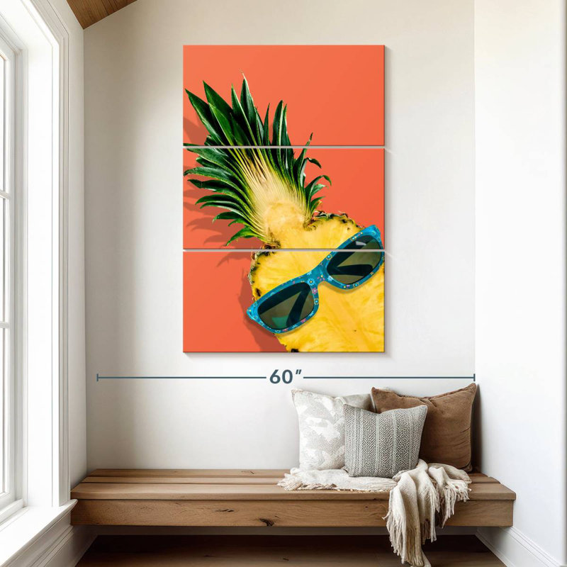 Yarlin Tropical Chic Pineapple, 50" H x 32" W