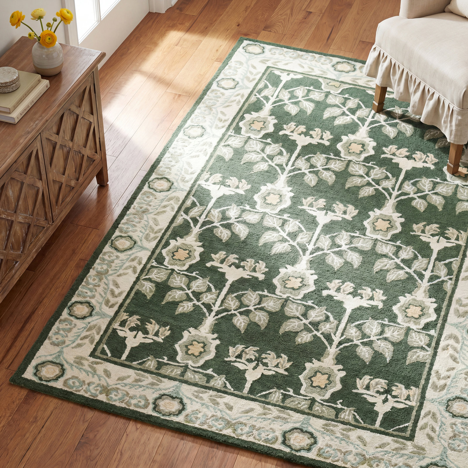 Green Ivory Hand-Tufted Floral Wool Rug, Rectangle 3' x 5'