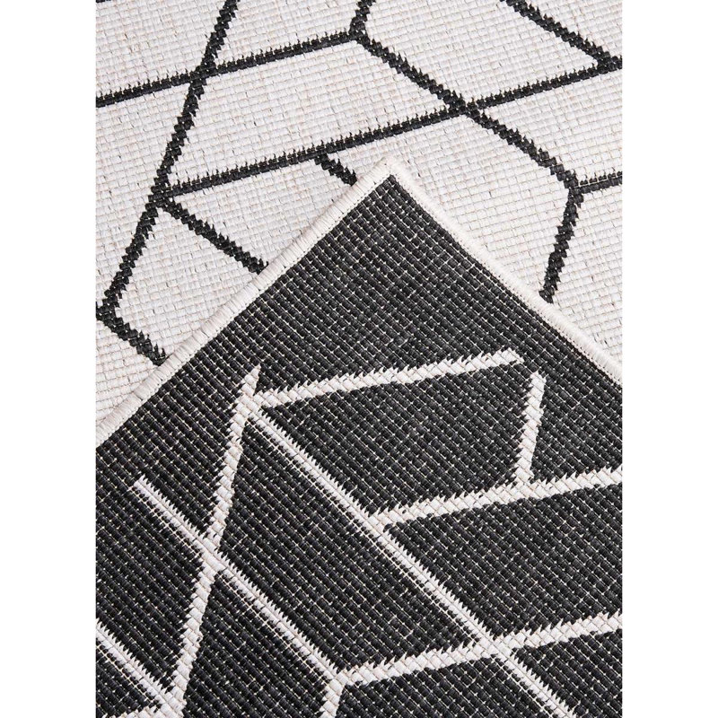 Momea Rectangle Geometric Hand Woven Indoor / Outdoor Area Rug, Rectangle 200 x 290cm