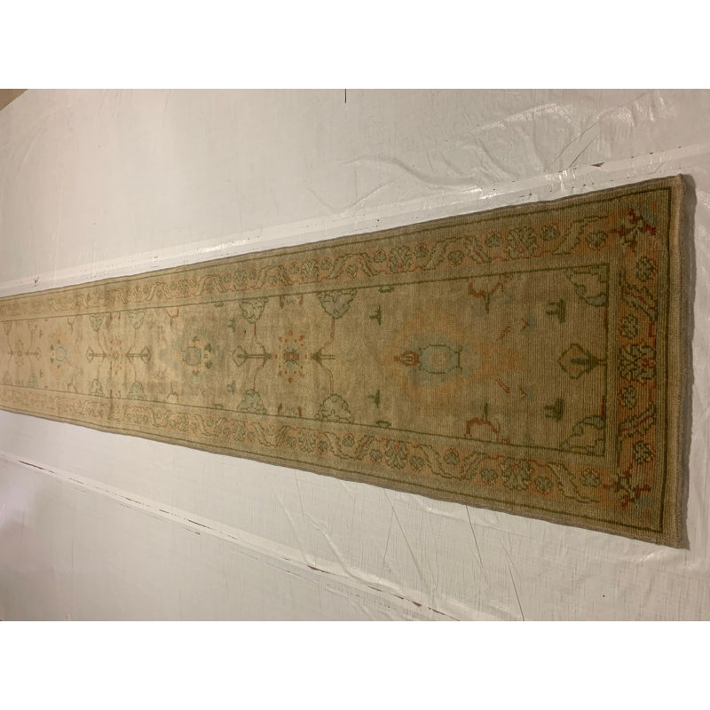 Tapis de couloir unique beige clair / vert noué à la main 2 pi 11 po x 18 pi 4 po New Age