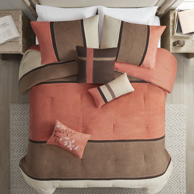 Édredon 7 pièces Coral Queen - literie en faux suède 2 taies décoratives, coussins carrés, 1 coussin, jupe de lit incluse