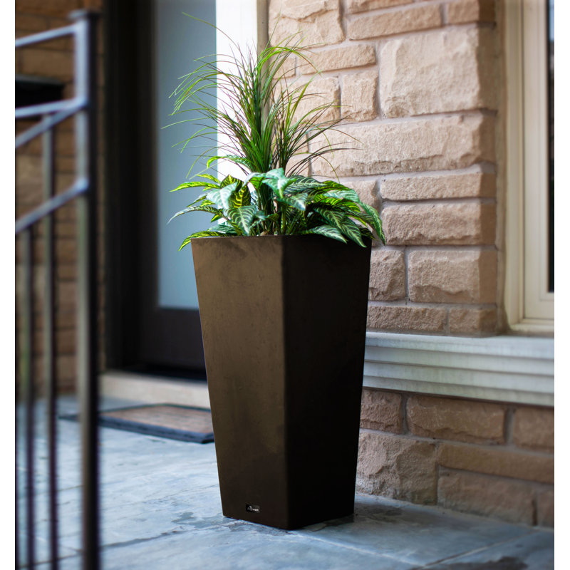 Jardinière en pot composite carrée Cara avec tablette végétale, Gris, 27.8" H x 12.8" W x 12.8" D