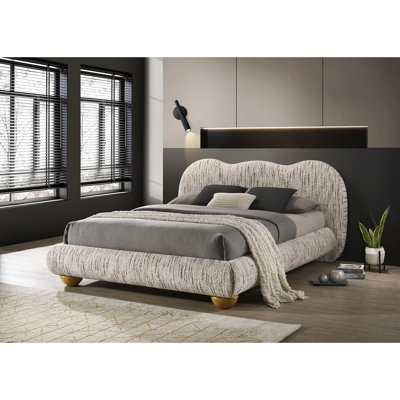 Lit contemporain en latte brun 1pc