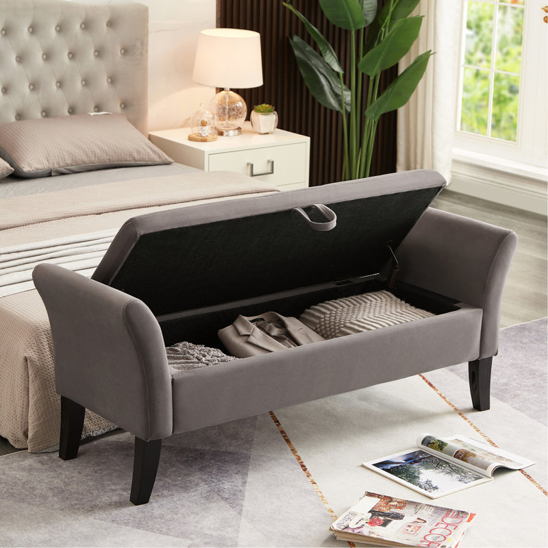 Banc de rangement pour chambre de 51,5 po enveloppé de velours gris - Chaussure élégante de style classique avec une touche de confort moderne, pieds en bois massif pour le couloir et