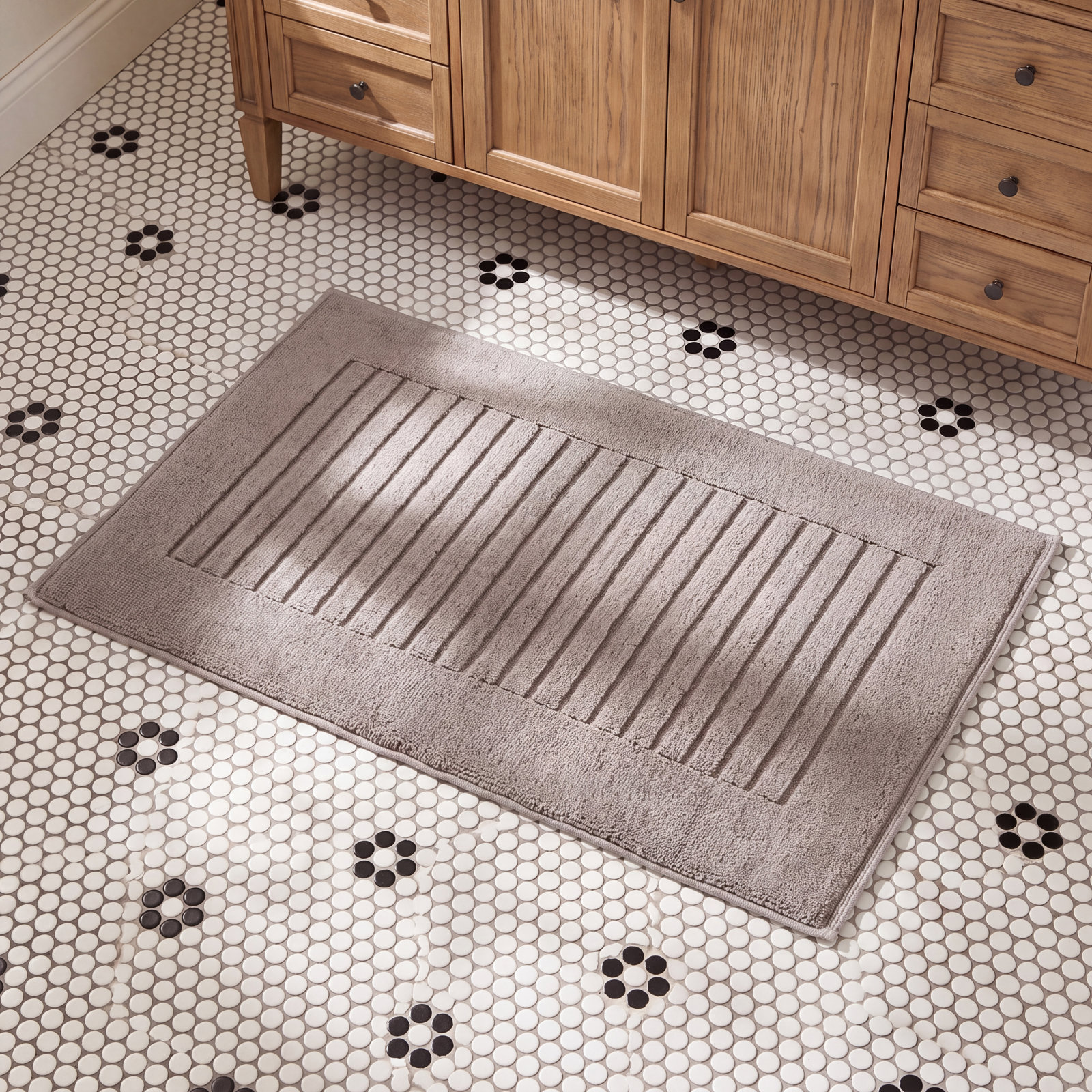 Rachel Bath Mat, Brown