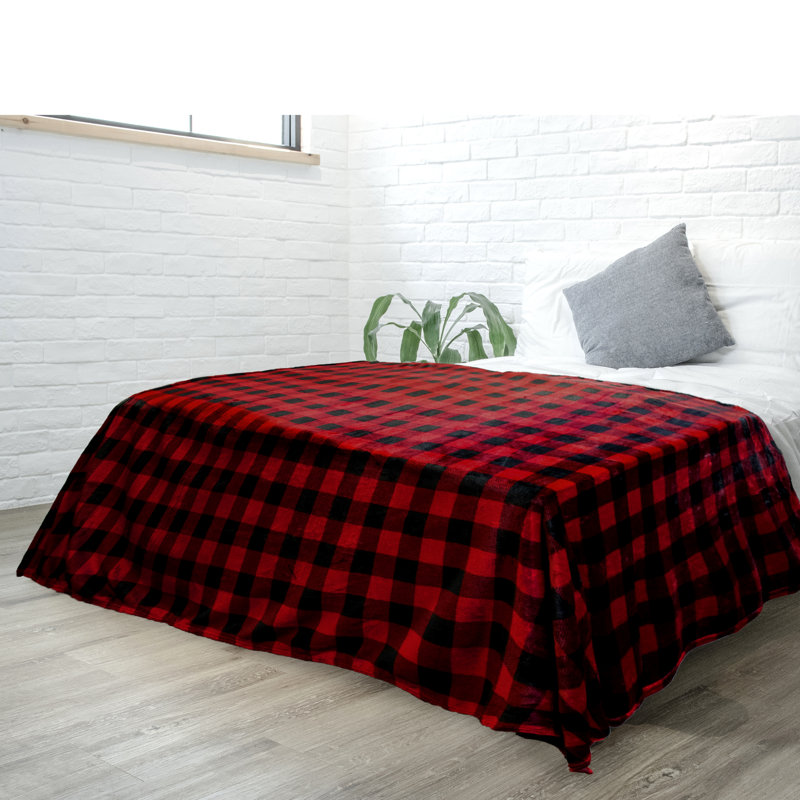 King Size Red and Black Plaid Fleece Blanket