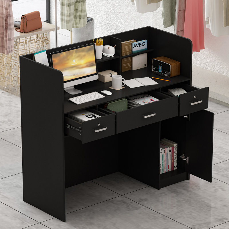Dominika Executive Desk, Black