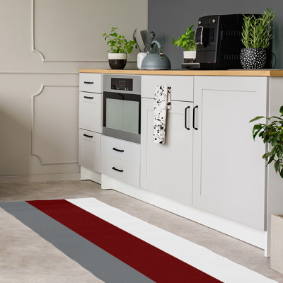 Tapis rouge / gris