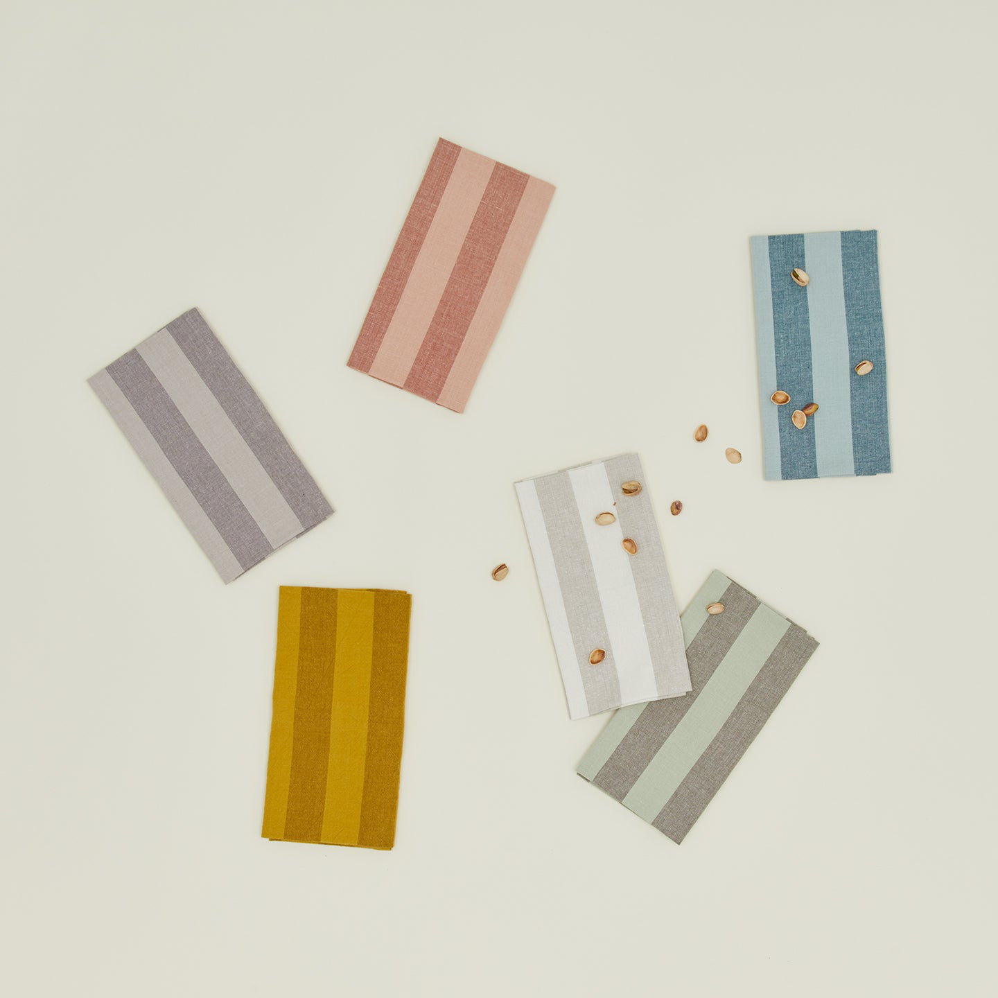 Essential Reversible Napkin, Light Gray/Dark Gray