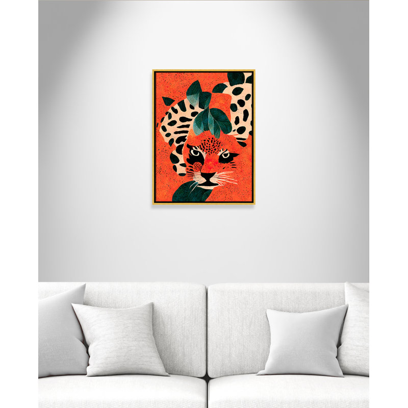 «Jaguar’s Gaze I» par Treechild, L 19,5 po x H 25,5 po, Toile avec cadre, Flotteur doré