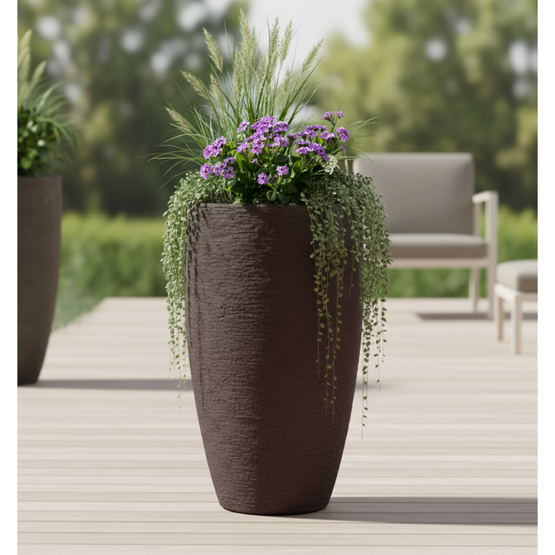 Jardinière à double paroi Callan, Pierre brune, H 20,5 po x l 12,6 po x P 12,6 po