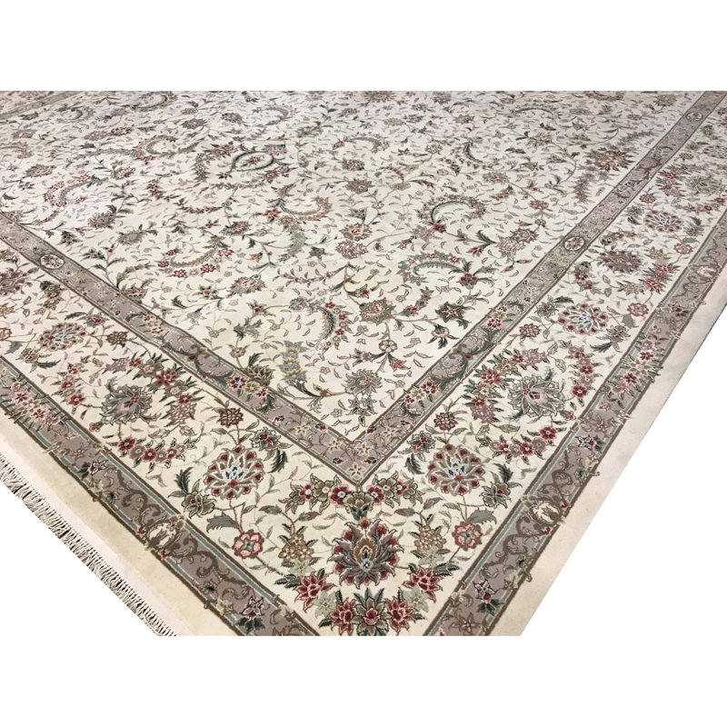 Elegance Oriental Area Rug in Ivory