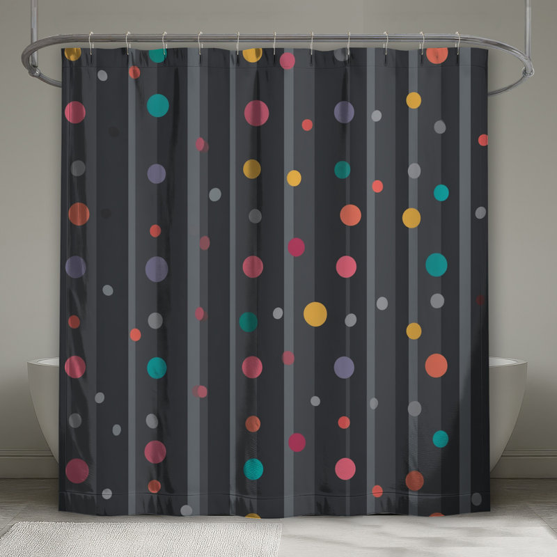 Rideau de douche à pois - Motif de décor de salle de bain moderne, L 70 po x H 84 po