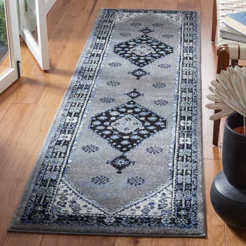 Manorhaven Performance Oriental Rug, Runner 2'3" x 8'
