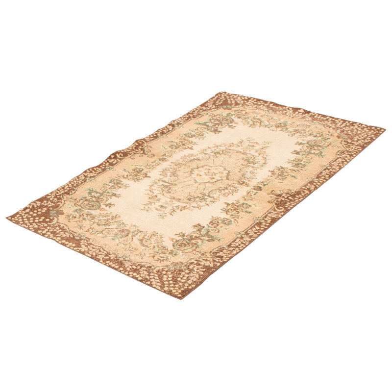 Tapis crème Tyreke Vintage 4 pi 0 po x 6 pi 9 po
