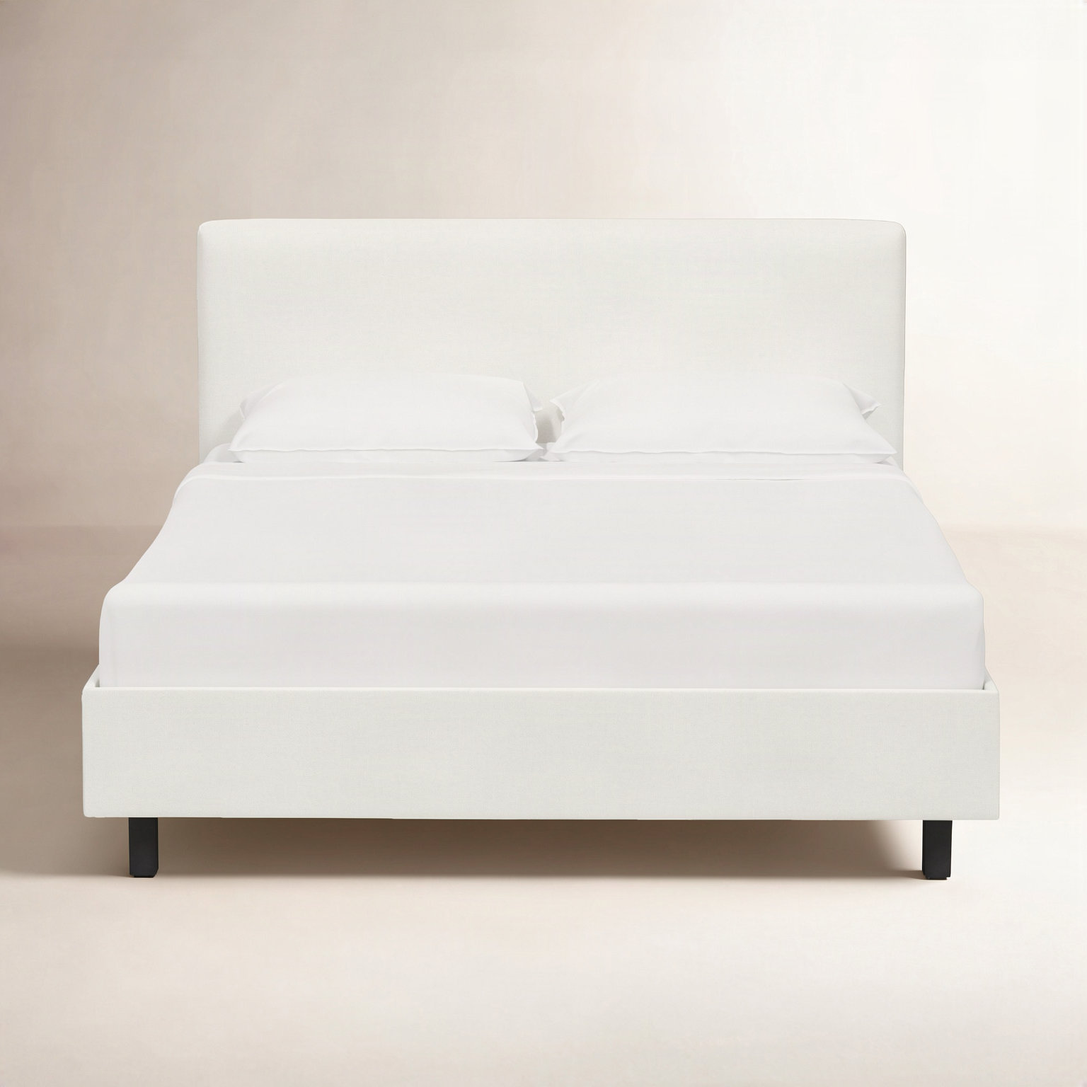 Pyburn Platform Bed, King, Zuma White Textured Linen