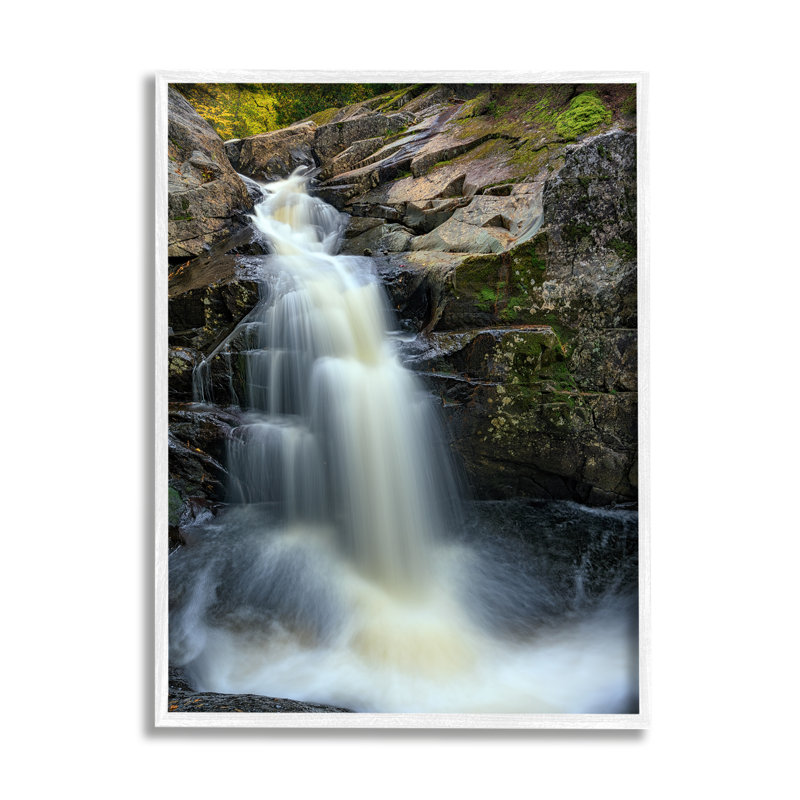 «Peaceful Waterfall Splashing Rocks» par Rick Berk - photographie, H 14 po x l 11 po x P 1,5 po