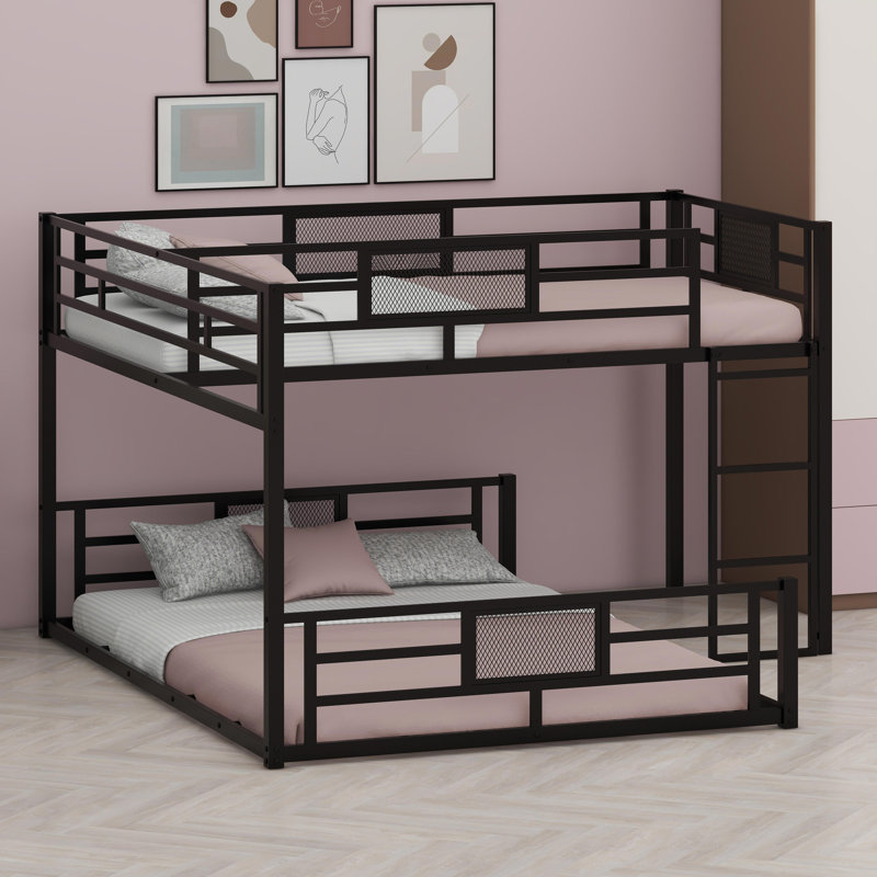 Contemporary L-Style Bunk Bed with Optimized Floor Plan Layout